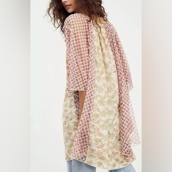 Free People Because I Love You Floral Tunic Top - Picture 4 of 9